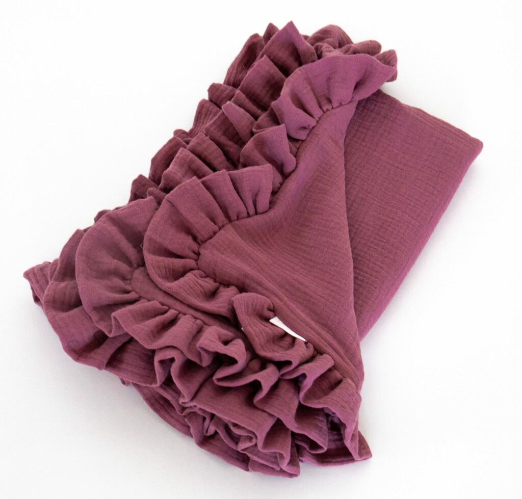 Mušelínová deka s volánem Mušelínová deka s volánem