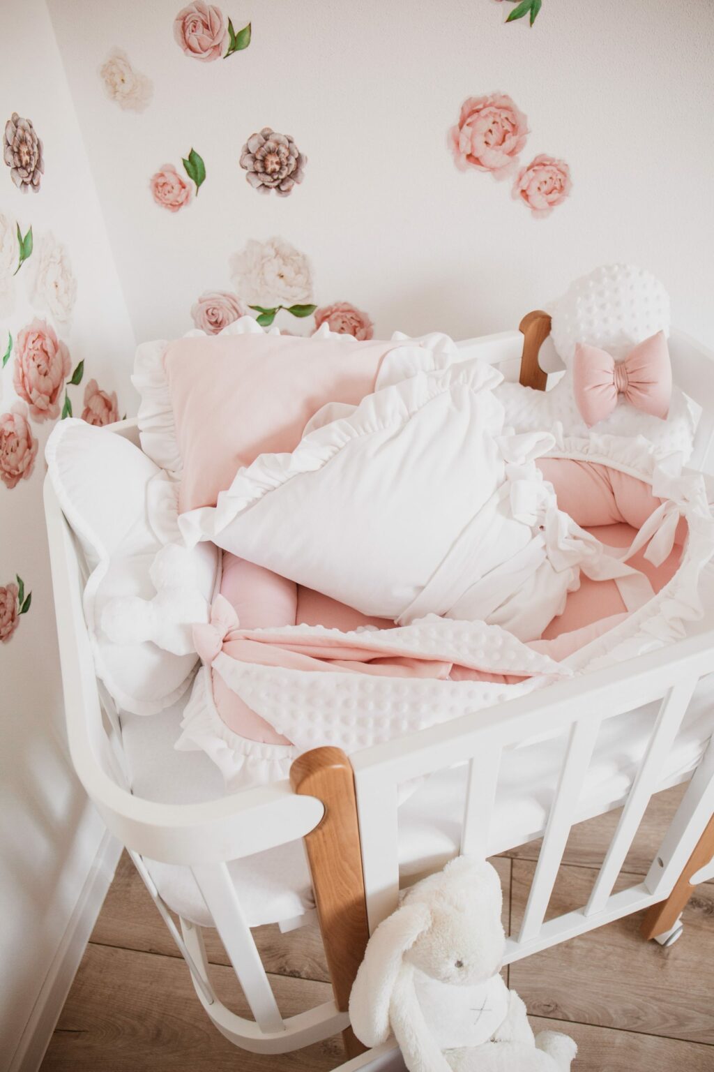 Péřová zavinovačka velvet s volánem Péřová zavinovačka velvet s volánem