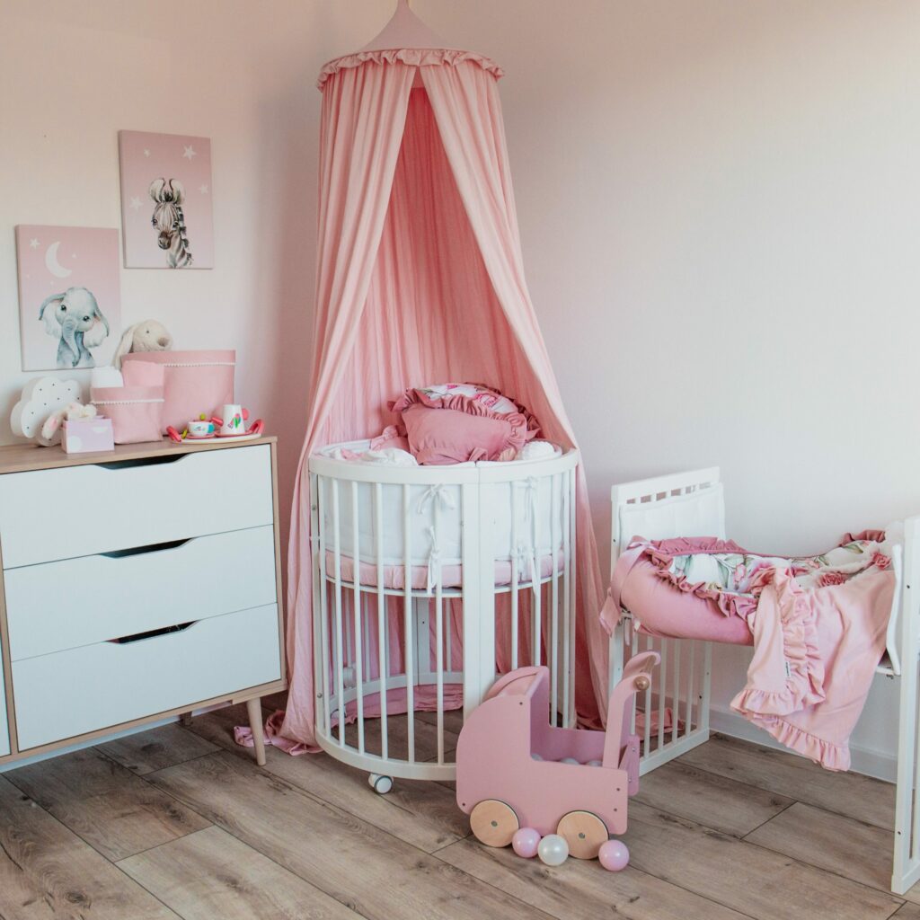 Set 2 bavlněných košíků s minikuličkami (XS, S) Set 2 bavlněných košíků s minikuličkami (XS, S)