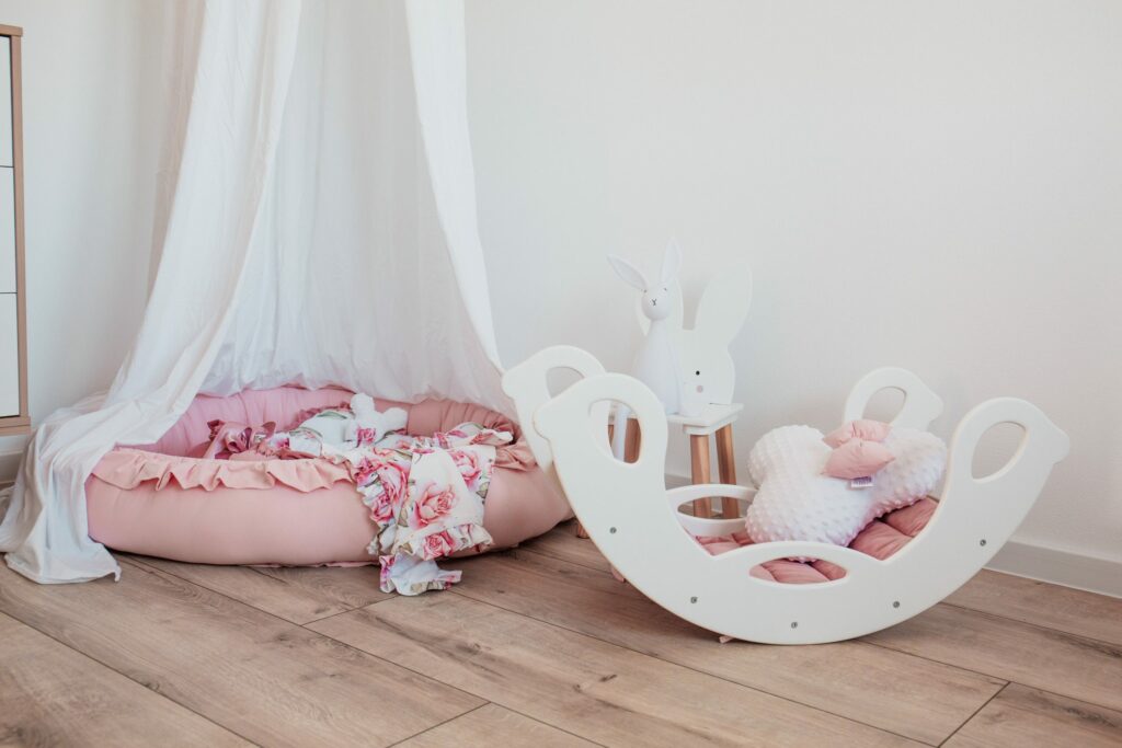 Polštář Monie s bavlněnou mašlí