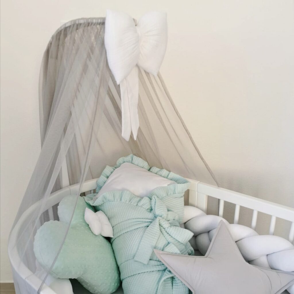 Tylová nebesa s mušelínovou mašlí