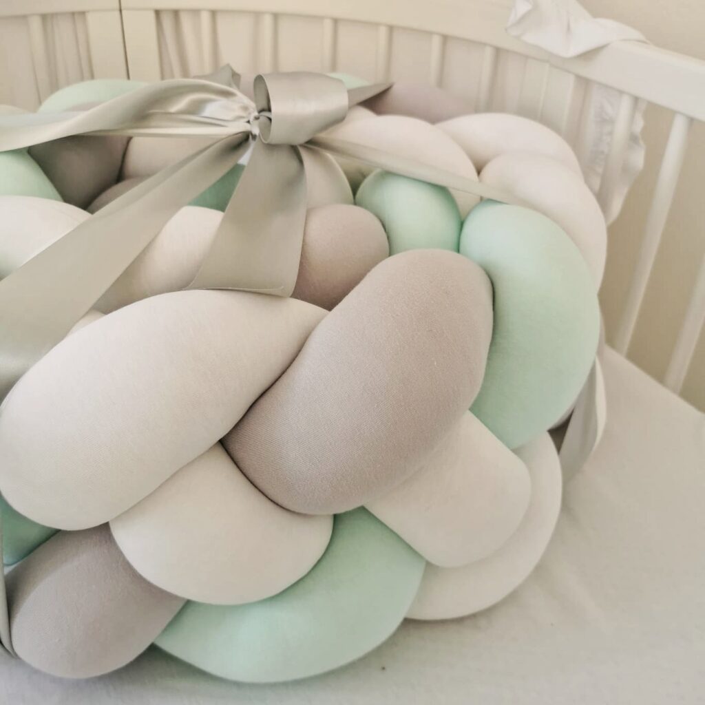 Pletenec čtyřitý - vícebarevný Pletenec čtyřitý - vícebarevný