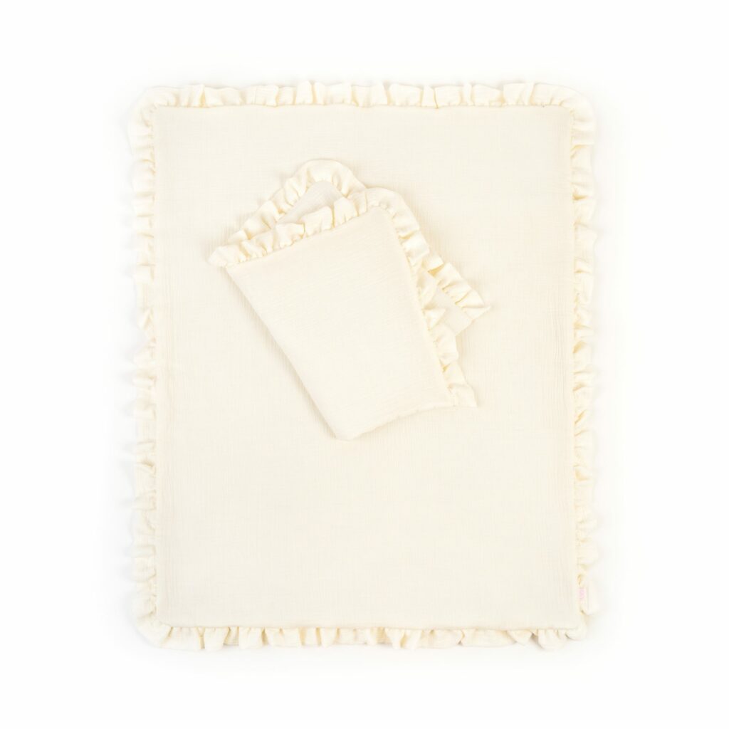 Set mušelínové přikrývky a polštáře s volánem a výplní