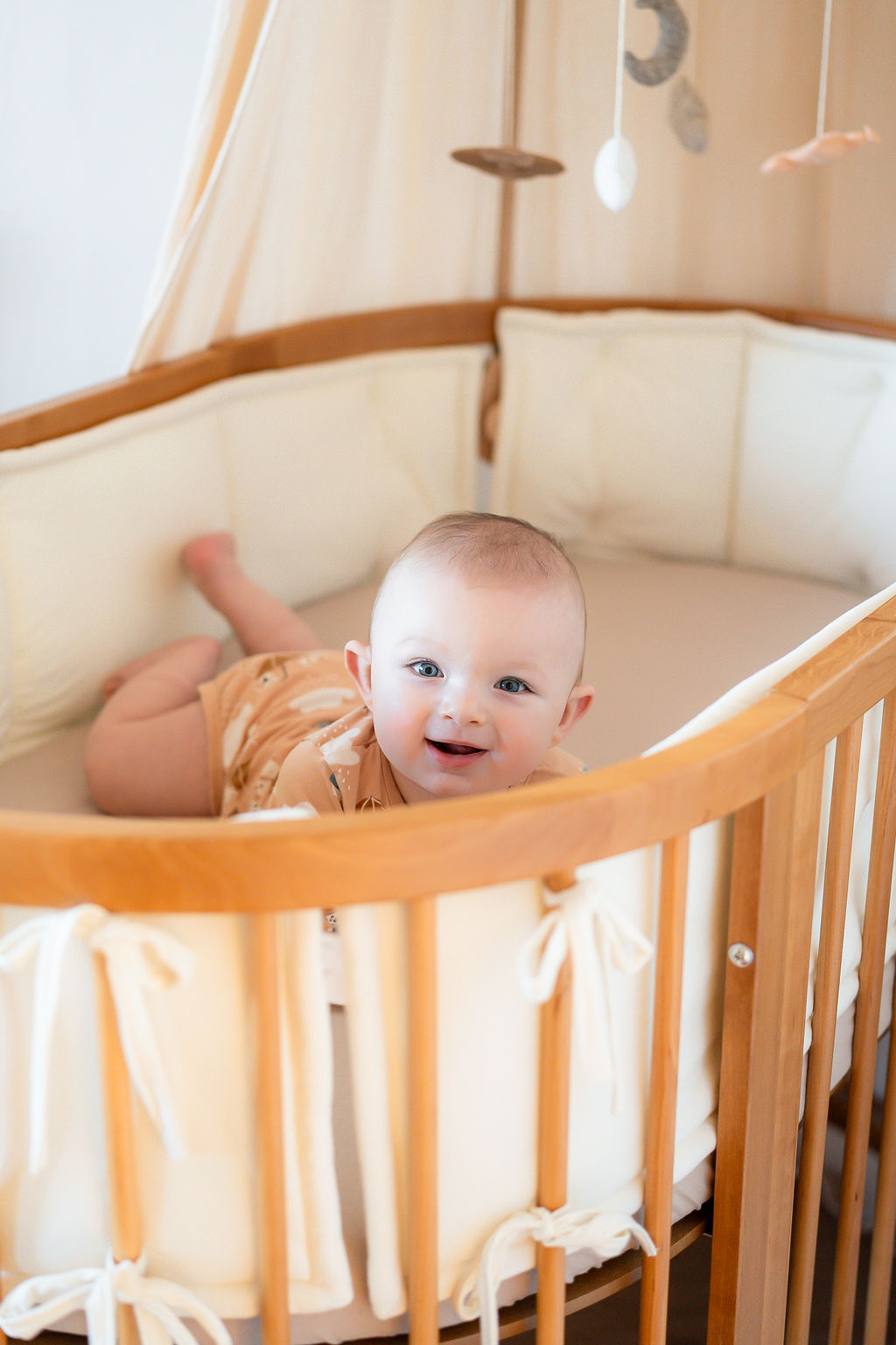 Dětská rostoucí postýlka SMART BED - přírodní dřevo