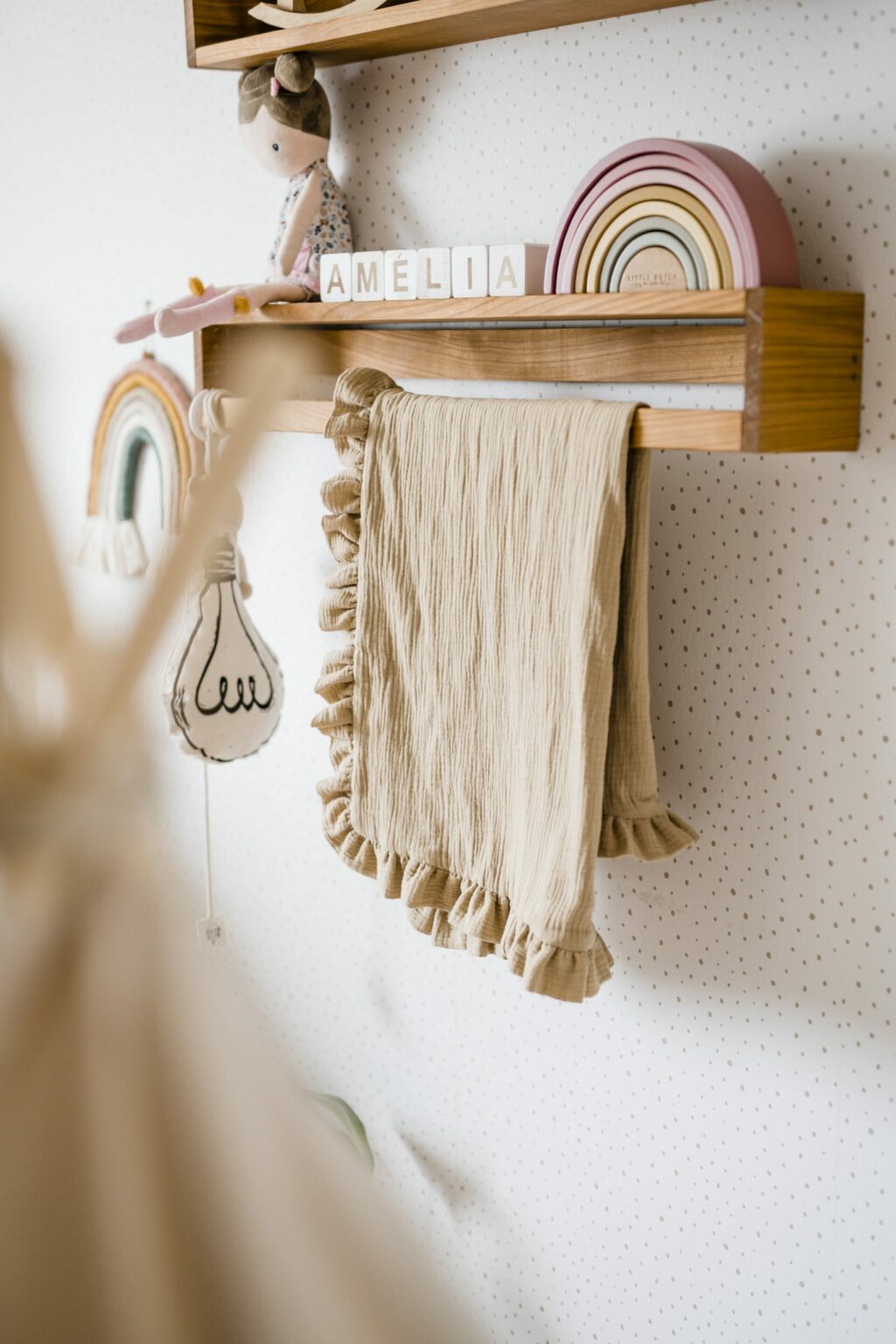 Mušelínová deka s volánem Mušelínová deka s volánem