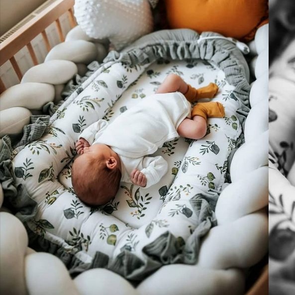 Mušelínové hnízdečko s volánem Mušelínové hnízdečko s volánem