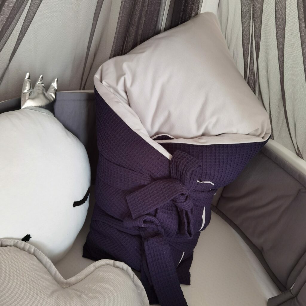 Péřová zavinovačka vafle