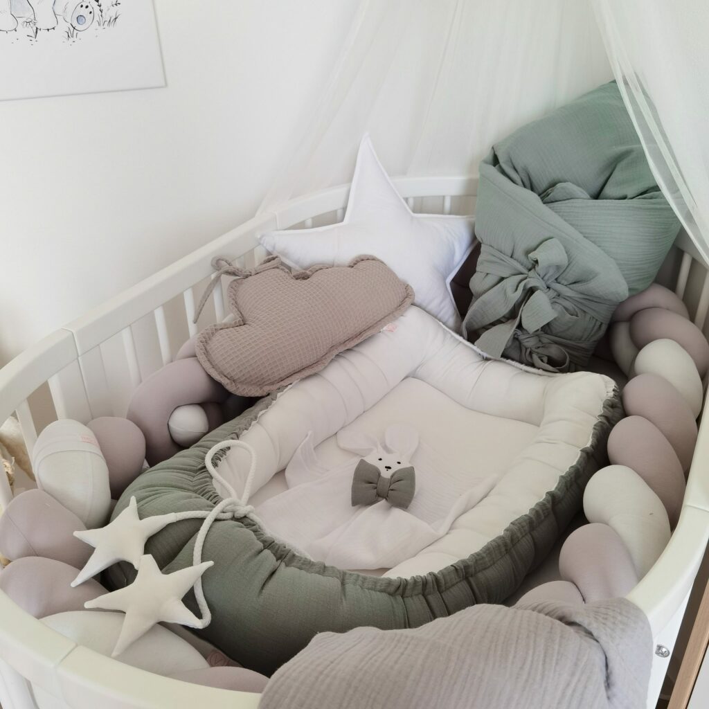 Mušelínové hnízdečko Mušelínové hnízdečko