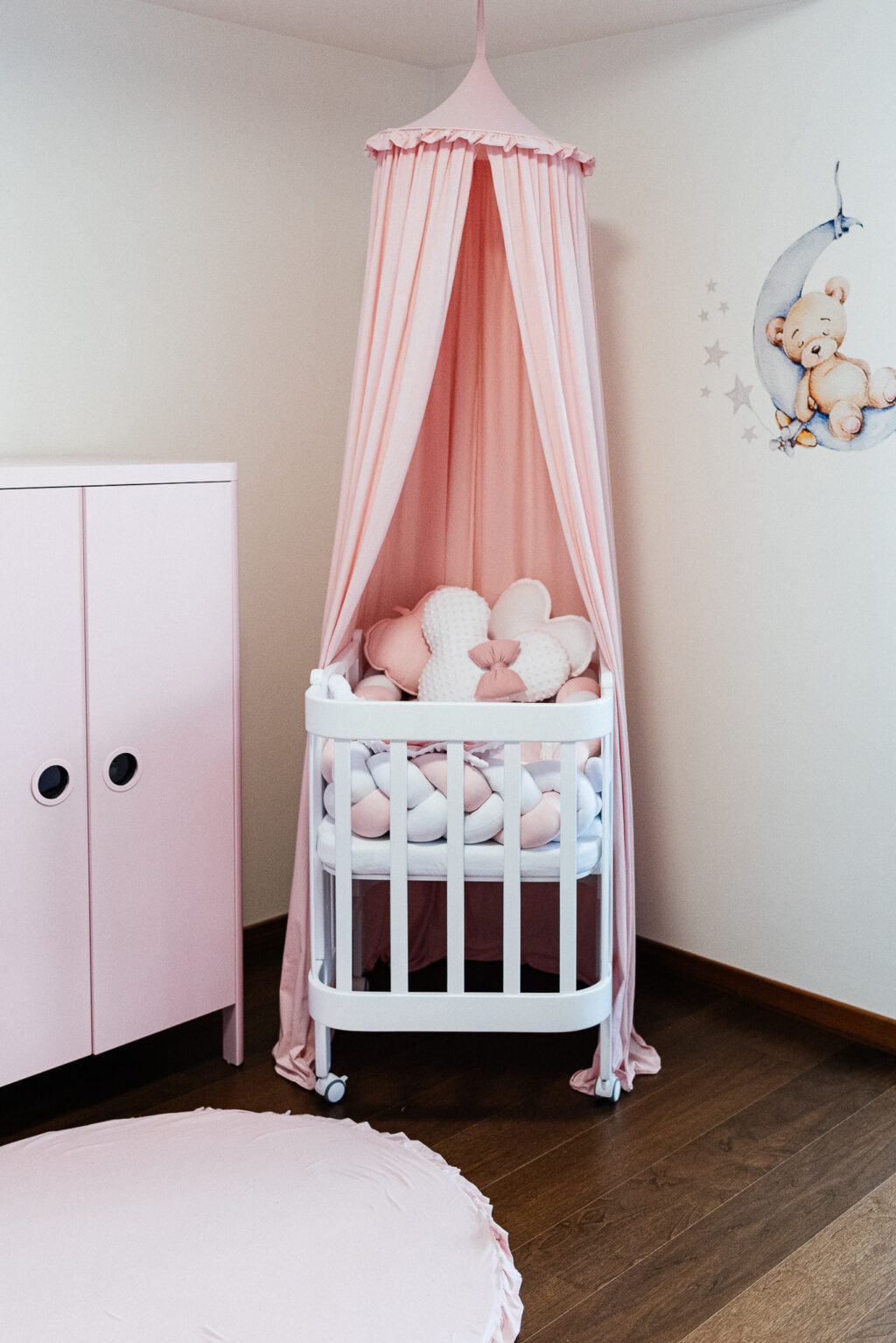 Dětská antirefluxní rostoucí postýlka Nika Duo – bílá