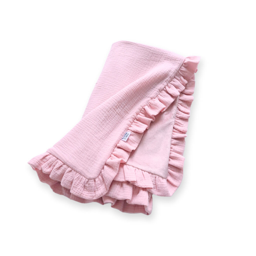 Zateplená mušelínová deka s volánem