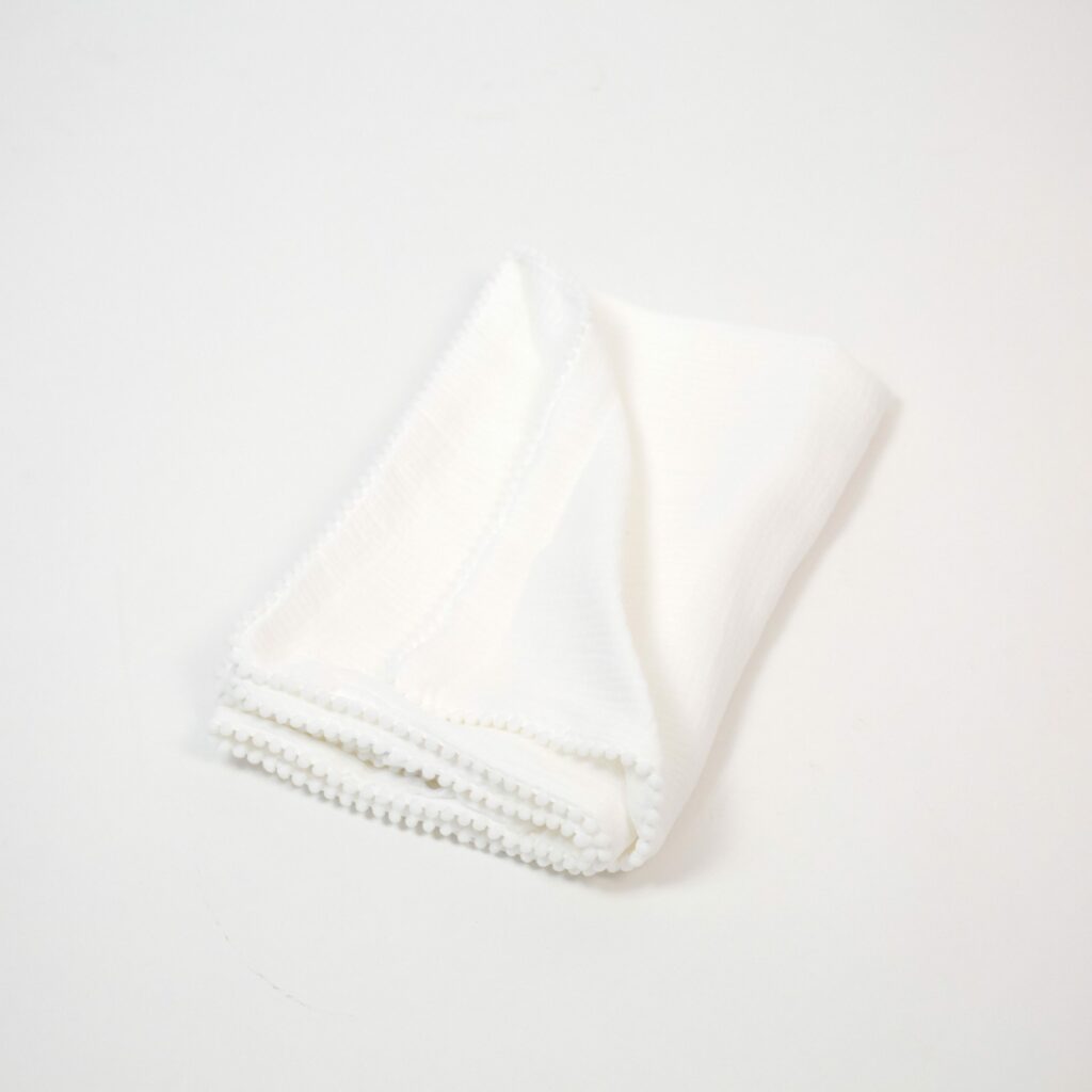 Mušelínová deka s kuličkami