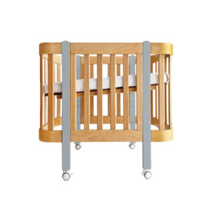 Dětská antirefluxní rostoucí postýlka Nika Duo - přírodní dřevo s šedými nožičkami