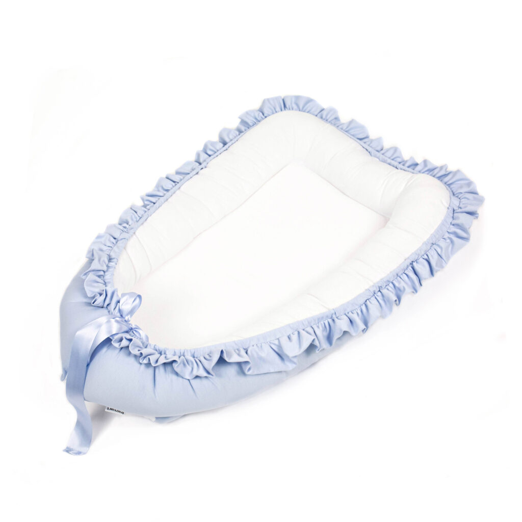 Bavlněné hnízdečko s volánem a stuhou Bavlněné hnízdečko s volánem a stuhou