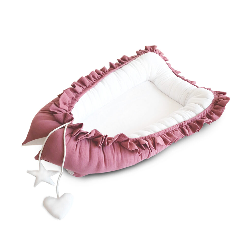 Mušelínové hnízdečko s volánem Mušelínové hnízdečko s volánem