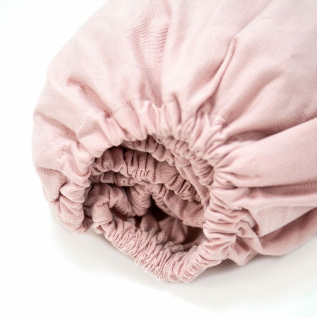 Dětské prostěradlo Nika Junior ze 100% bavlny Dětské prostěradlo Nika Junior ze 100% bavlny