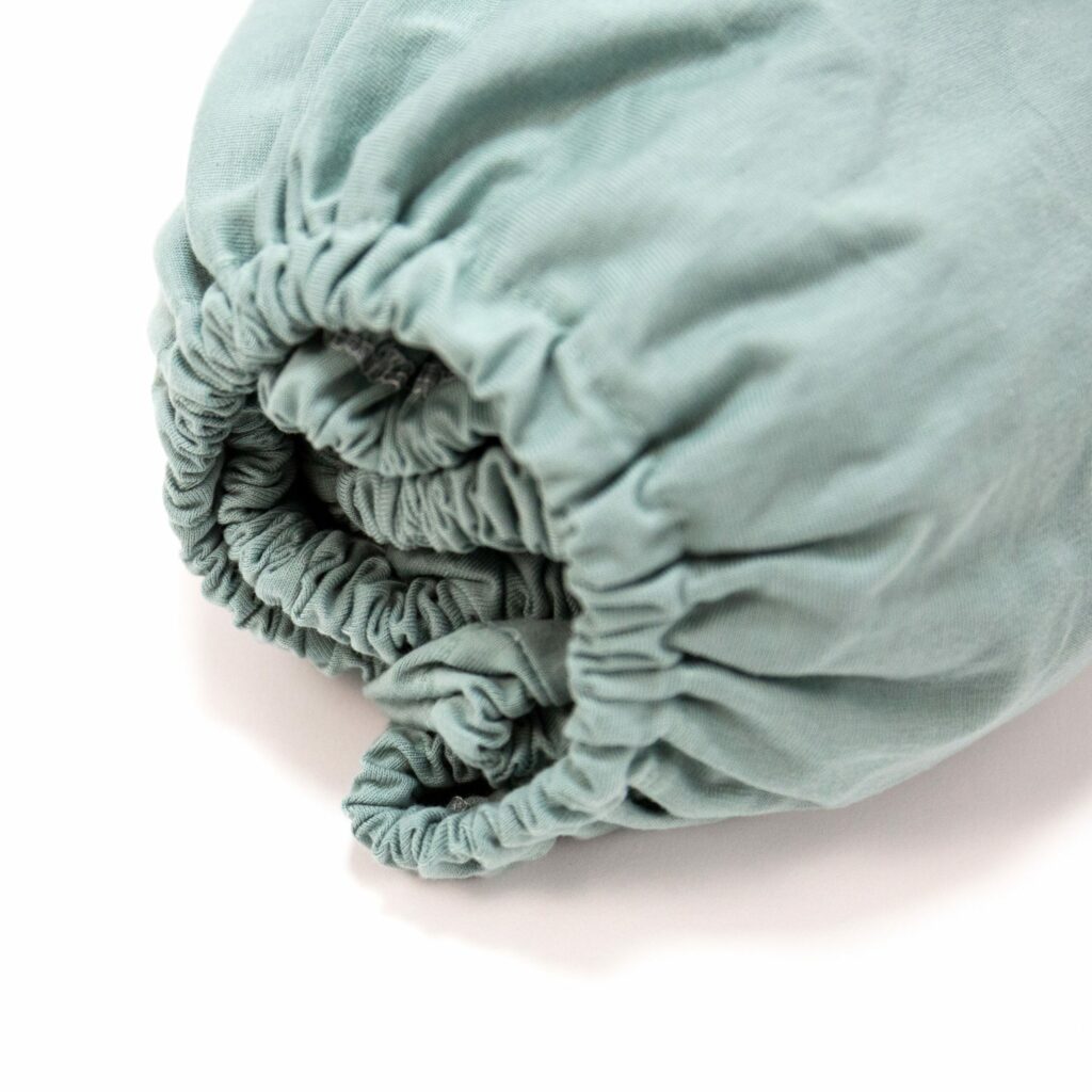 Dětské prostěradlo Nika Junior ze 100% bavlny Dětské prostěradlo Nika Junior ze 100% bavlny