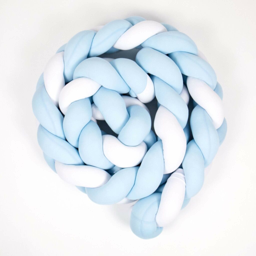 Pletenec – vícebarevný Pletenec – vícebarevný