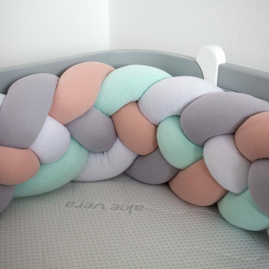 Pletenec čtyřitý - vícebarevný Pletenec čtyřitý - vícebarevný