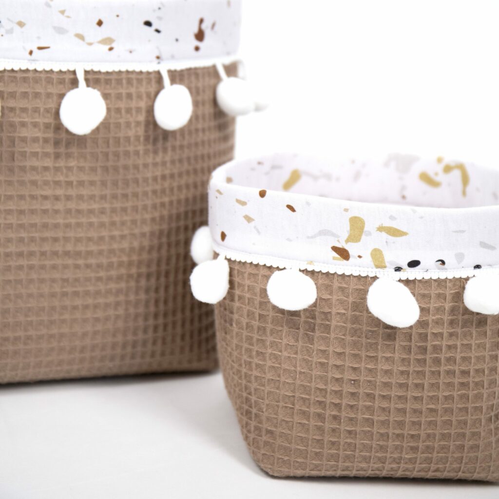 Set 2 vafle košíků s kuličkami (XS, S)