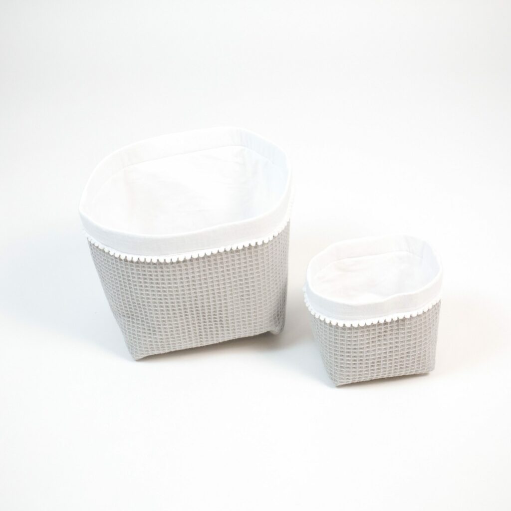 Set 2 vafle košíků s minikuličkami (XS, S)