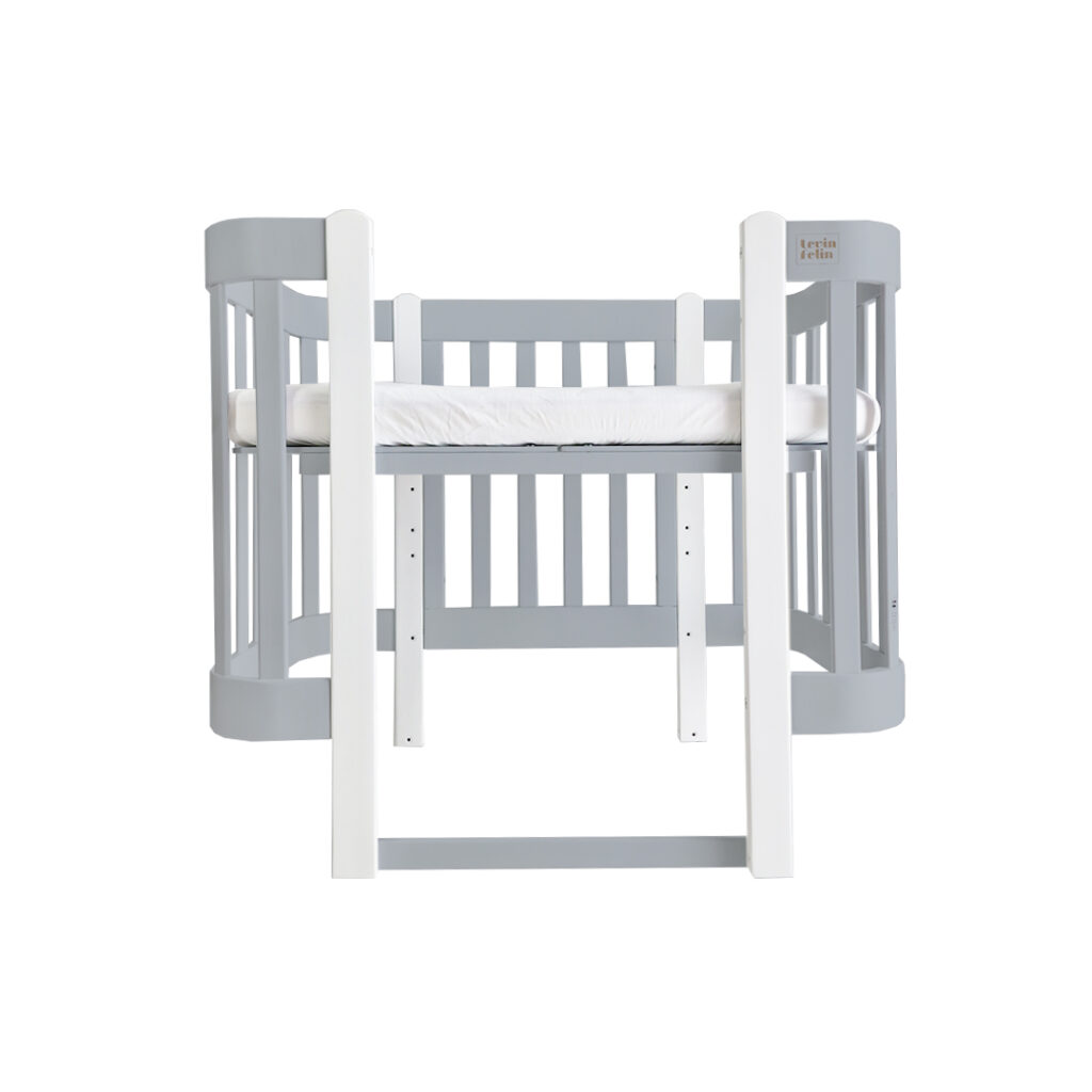 Dětská antirefluxní rostoucí postýlka Nika Duo – šedá s bílými nožičkami