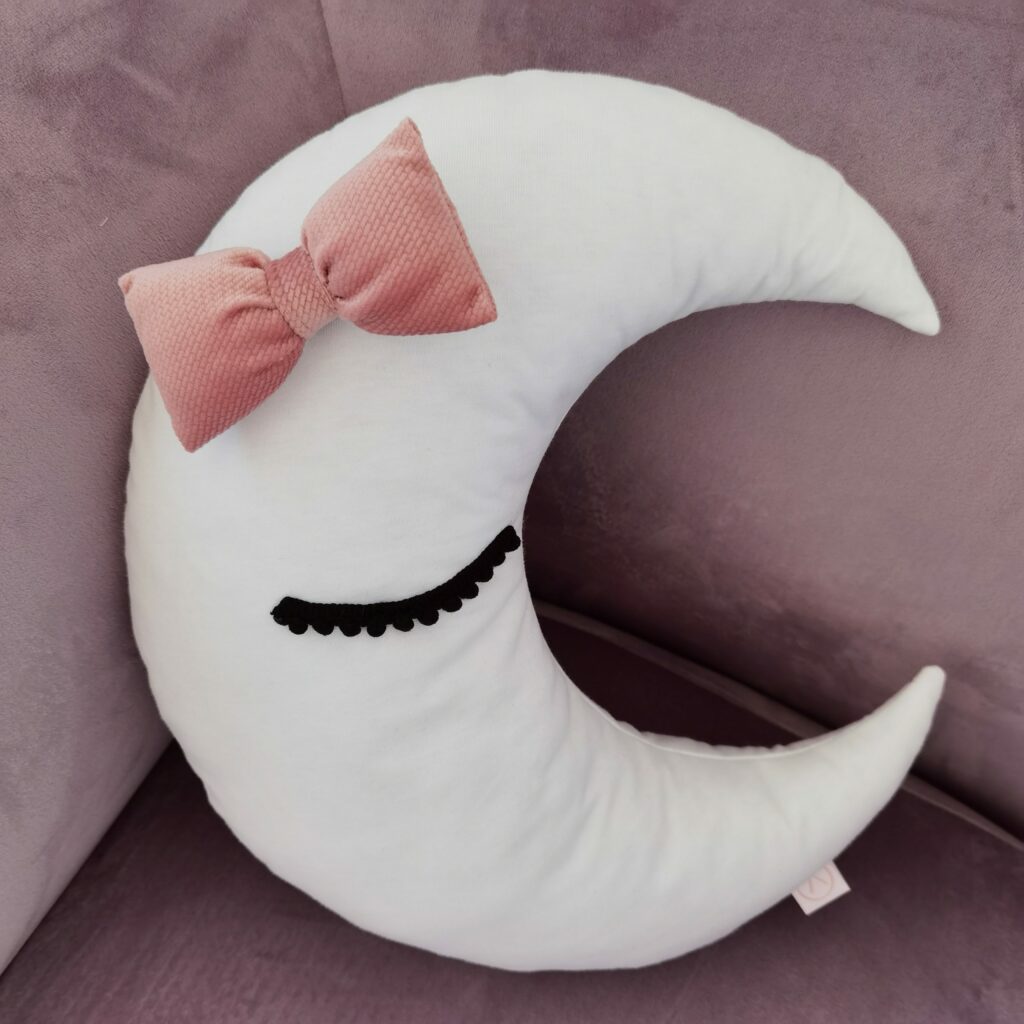 Polštář Měsíc velvet s mašličkou a očičky