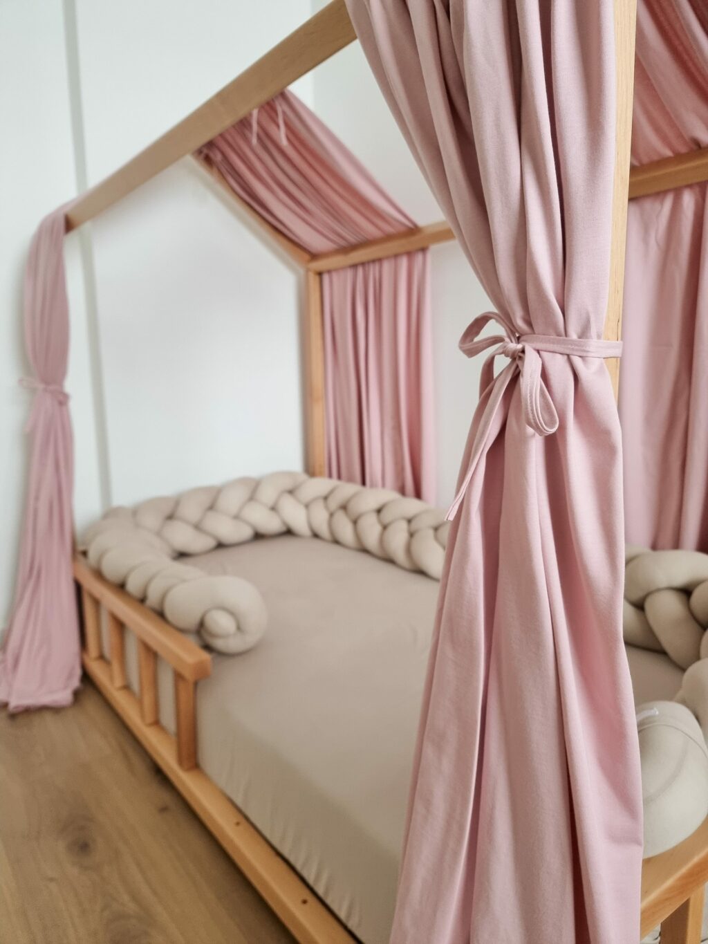 Bavlněný baldachýn na domečkovou postel (2 ks)