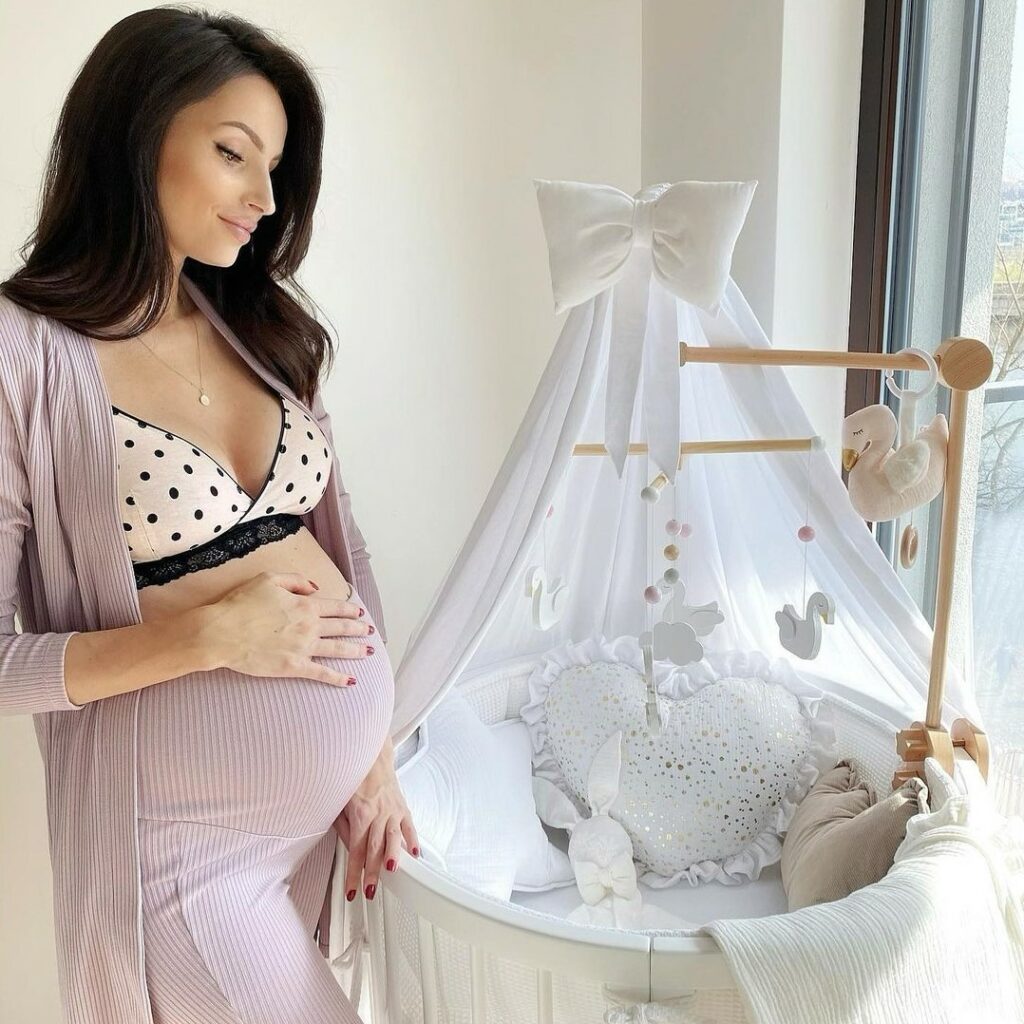 SMART BED držák na nebesa nebo kolotoč - bílá SMART BED držák na nebesa nebo kolotoč - bílá