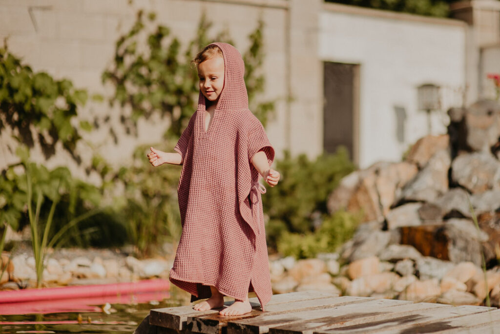 Dětské vafle pončo s kapucí