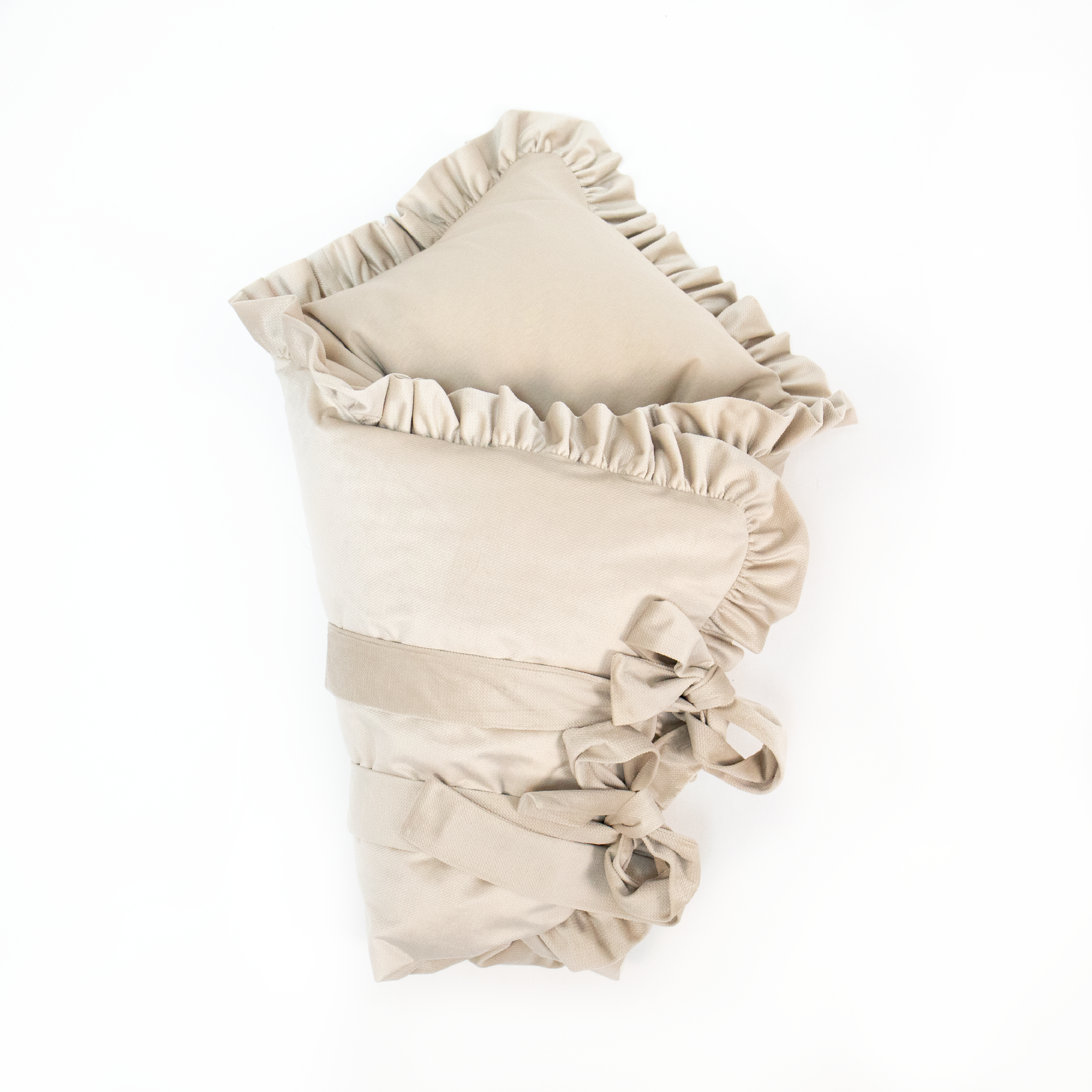 Péřová zavinovačka velvet s volánem Péřová zavinovačka velvet s volánem