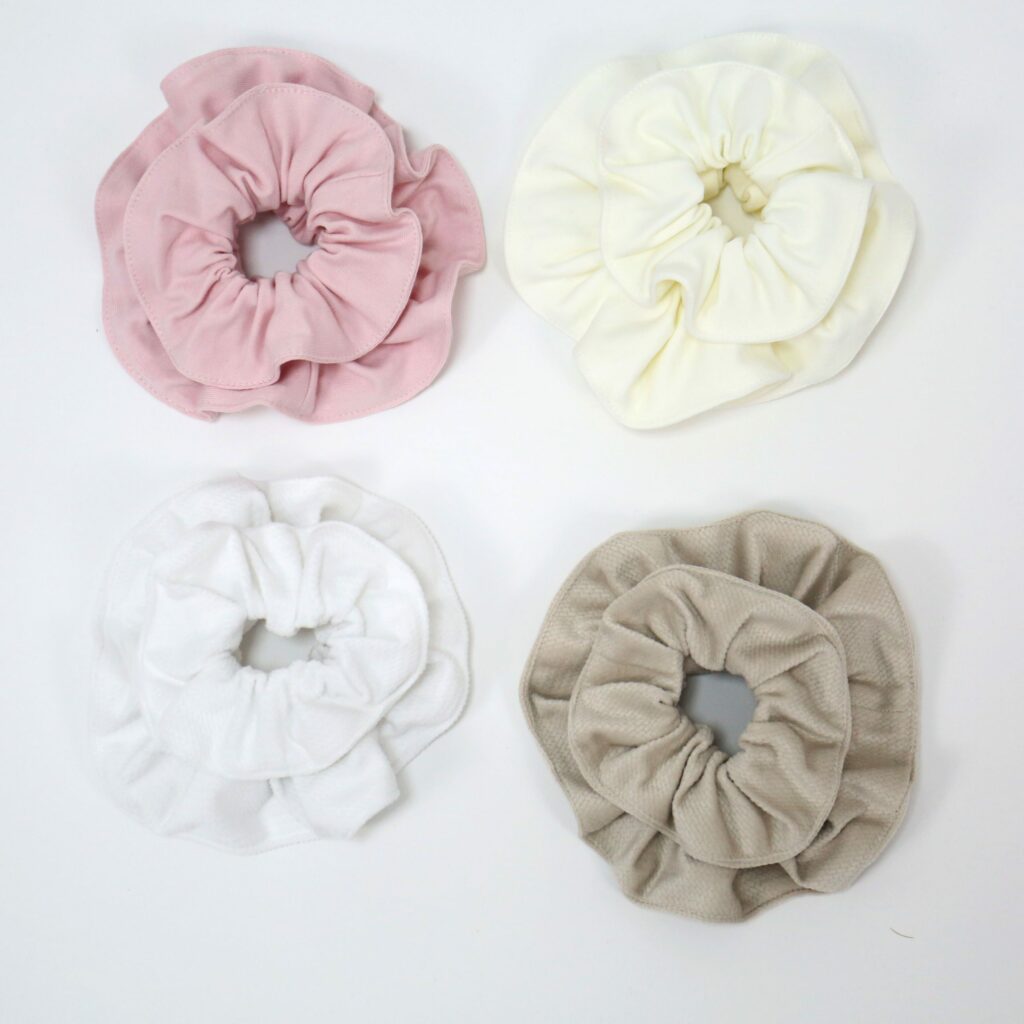 Set 2 bavlněných scrunchies gumiček Máma a dcera Set 2 bavlněných scrunchies gumiček Máma a dcera