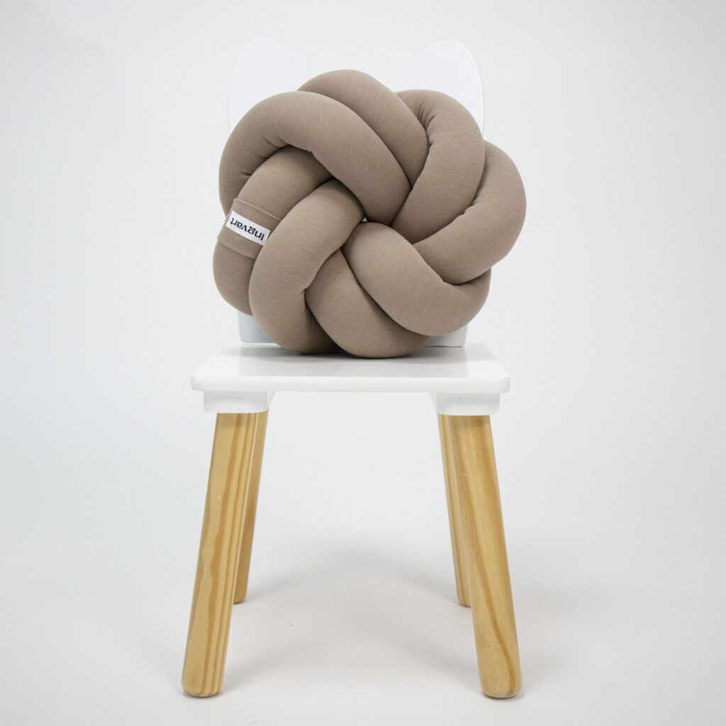 Pletený polštář Ring