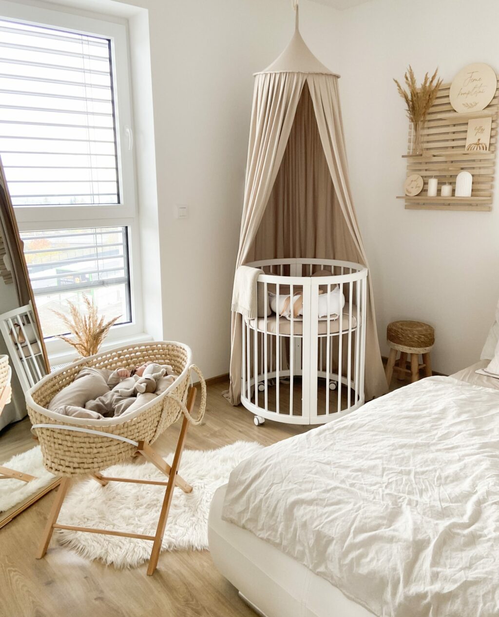 Dětská rostoucí postýlka SMART BED - bílá