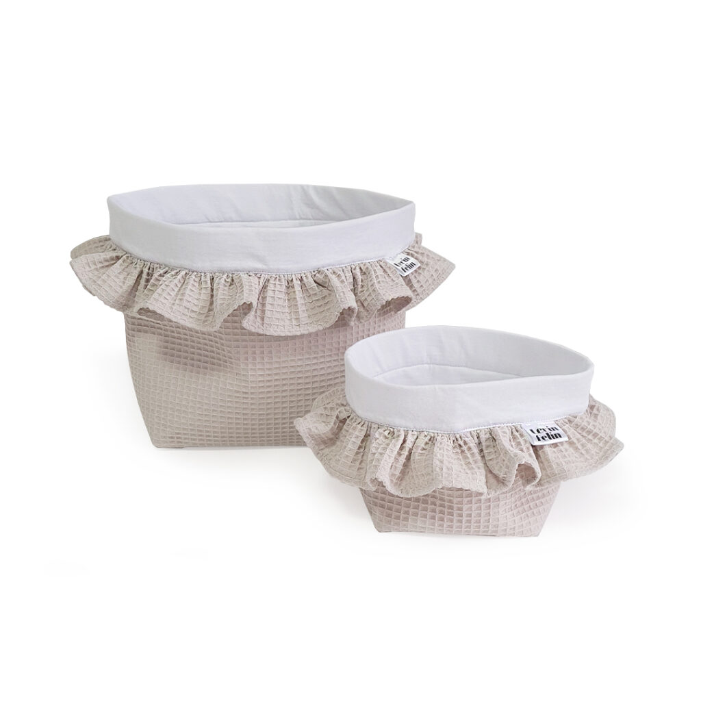 Set 2 vafle košíků s volánem (XS, S)