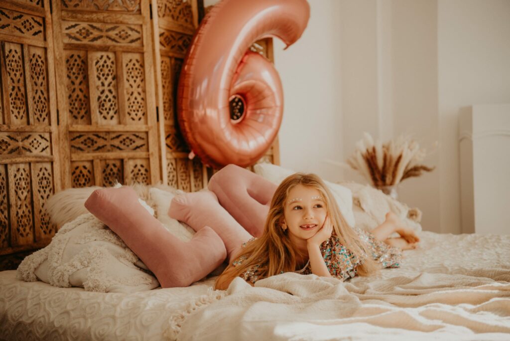 Polštář velvet písmeno