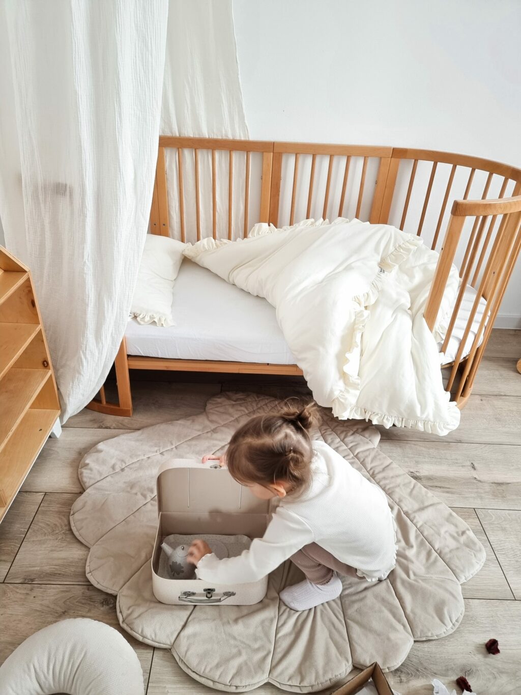 Dětská rostoucí postýlka SMART BED - přírodní dřevo