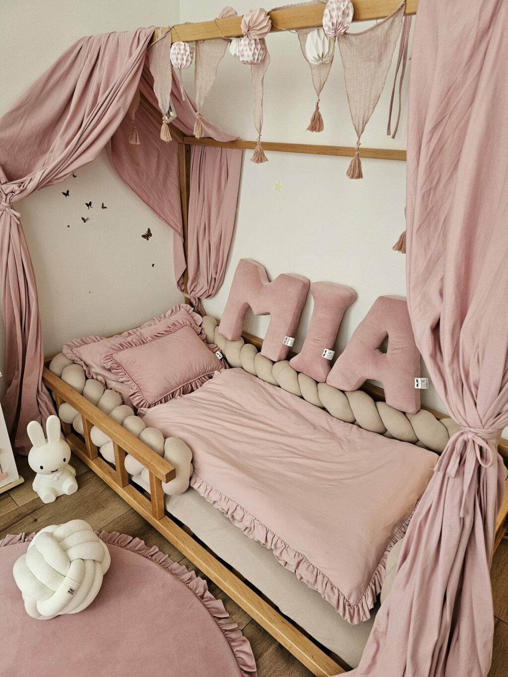 Pletený polštář Ball