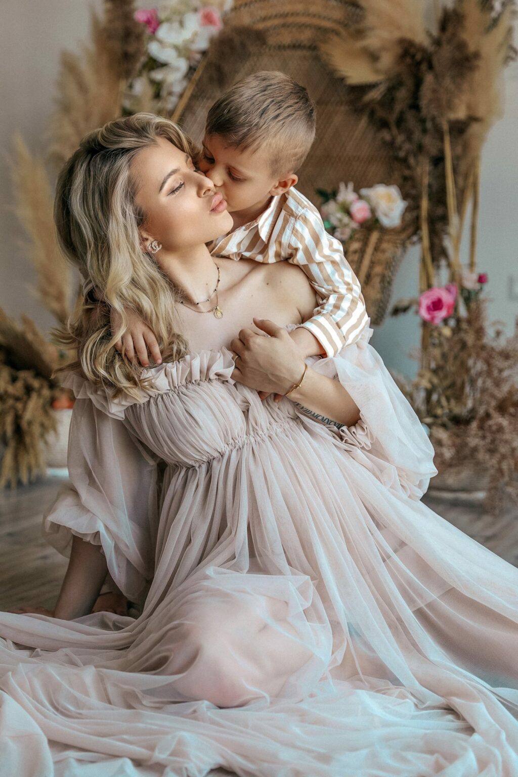 Tylové těhotenské šaty Bella Tylové těhotenské šaty Bella