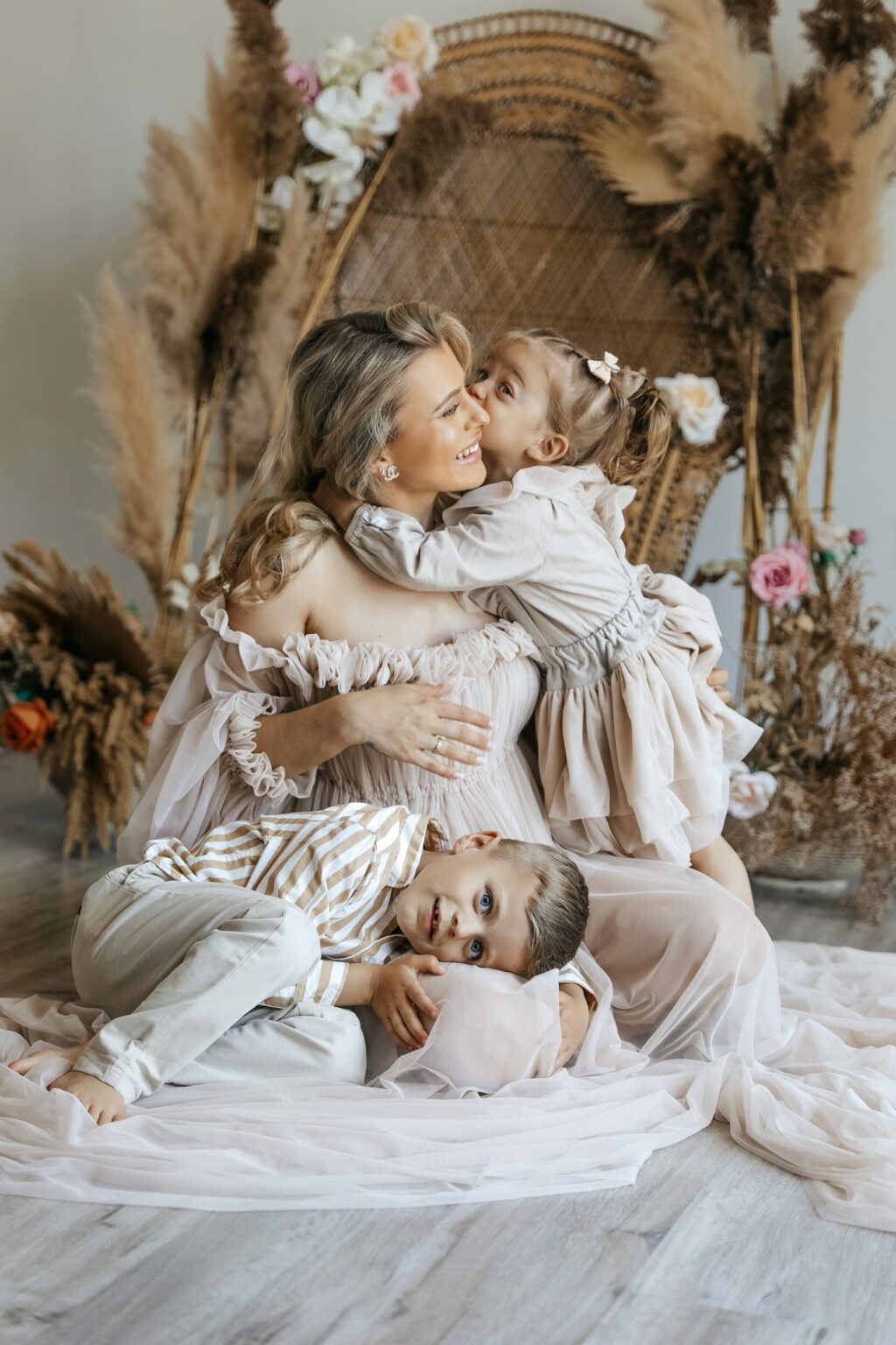 Tylové těhotenské šaty Bella Tylové těhotenské šaty Bella