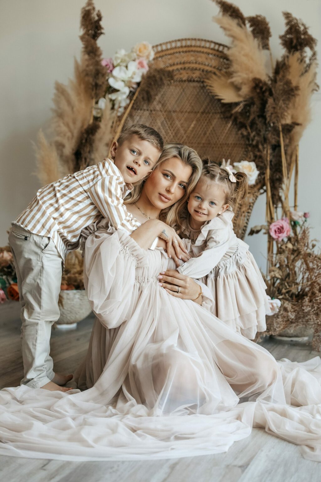 Tylové těhotenské šaty Bella Tylové těhotenské šaty Bella