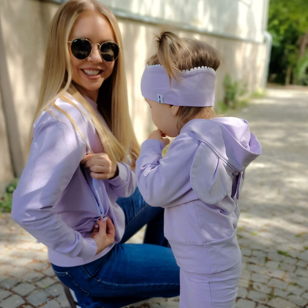Mikina na kojení