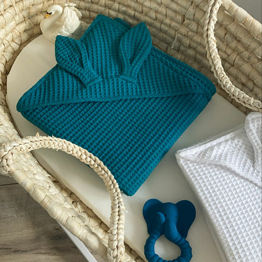 Dětská osuška s kapucí a oušky Dětská osuška s kapucí a oušky